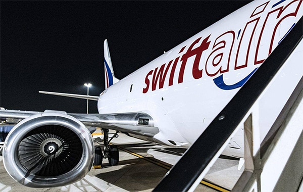 AVION DE LA COMPAÑÍA SWIFTTAIR 25-11-24