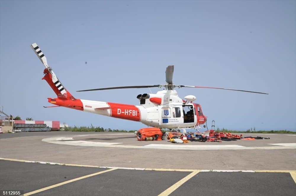 Helicóptero del GES del Gobierno de Canarias