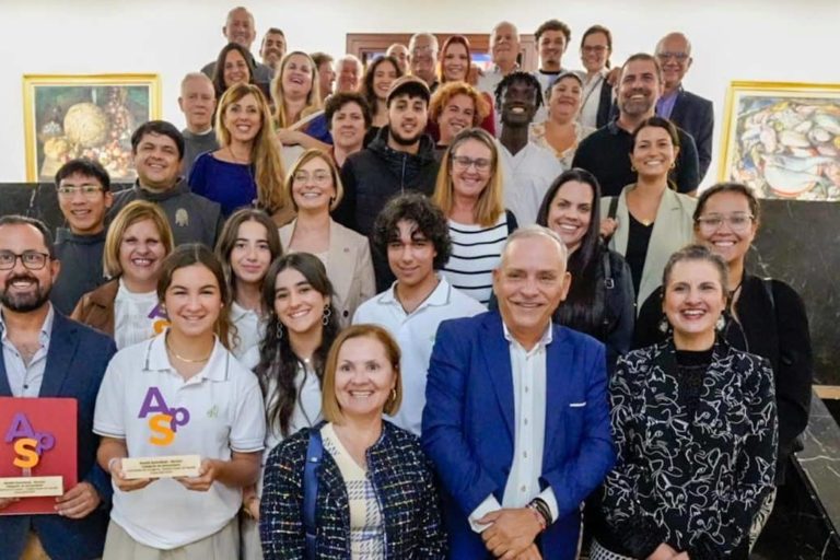 PREMIOS FORMACIÓN 001