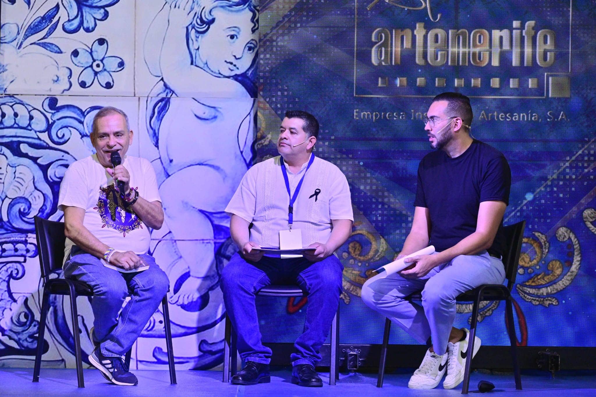 PRESENTACIÓN DE LIBRO FERIA 001