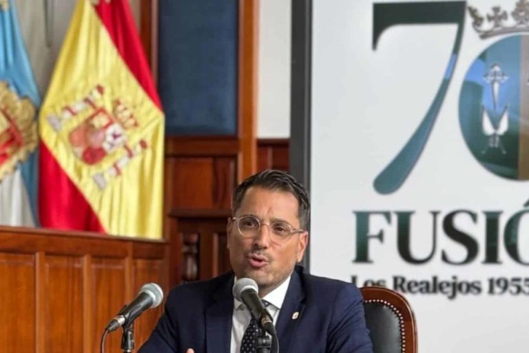 051224 Presentaci�n logotipo y actos conmemorativos 70 aniversario fusi�n Los Realejos para 2025 (2)