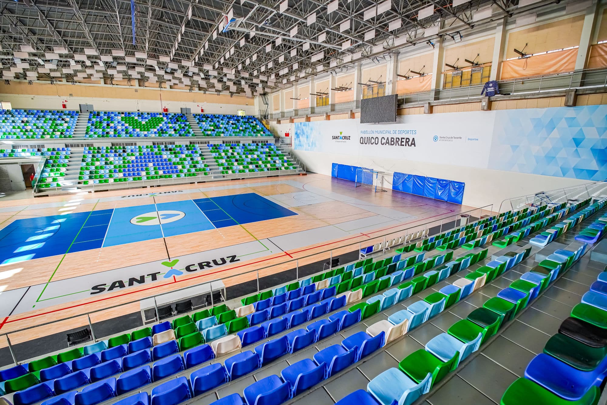 241211 Pabellón Quico Cabrera interior