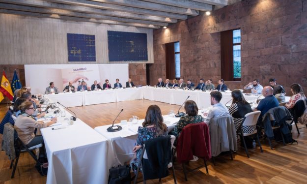 CANARIAS RECLAMARÁ EN LA CONFERENCIA DE PRESIDENTES LA MODIFICACIÓN EN LA LEY DE EXTRANJERÍA 9-12-24