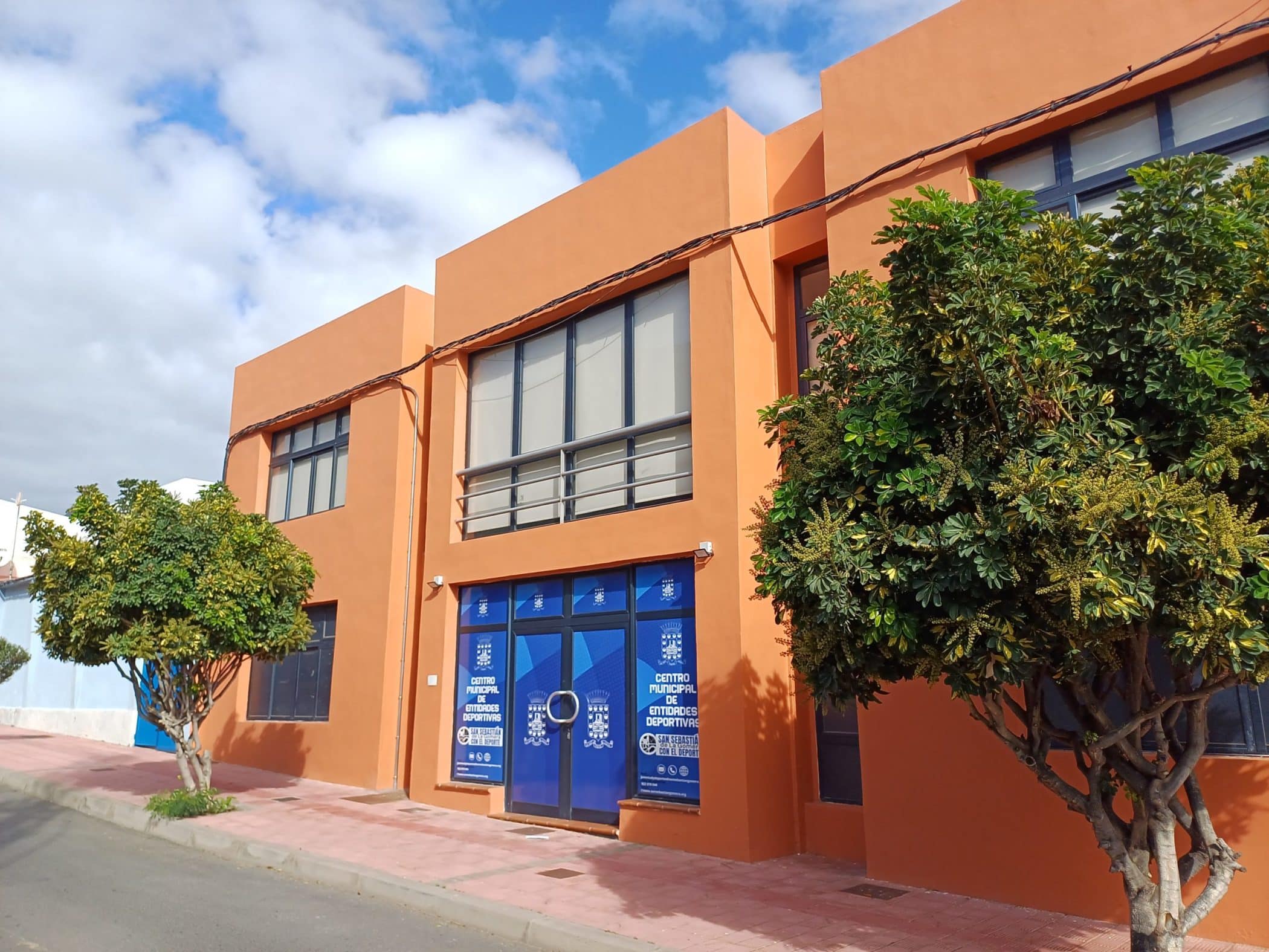 CENTRO MUNICPAL DE ENTIDADES DEPORTIVAS 01