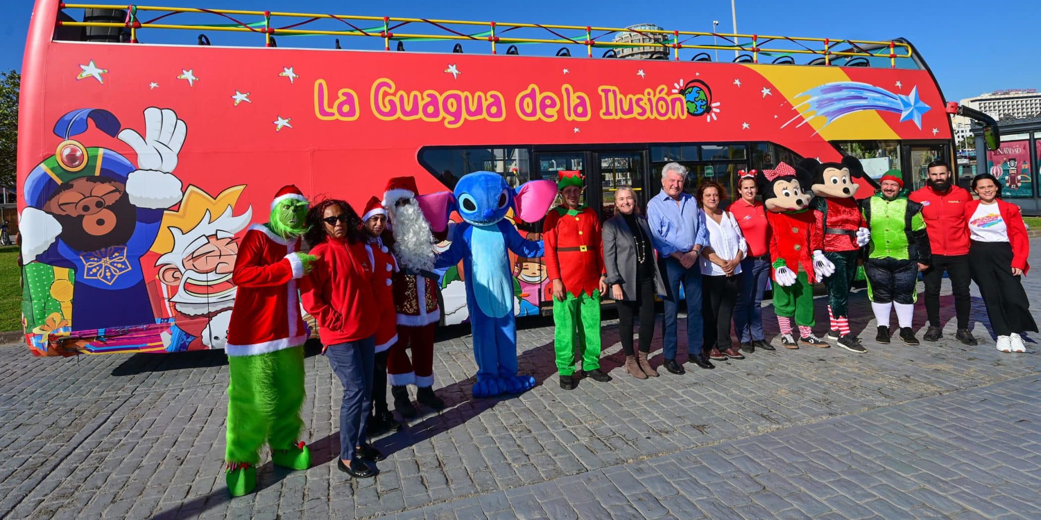 Guagua turística de la ilusión