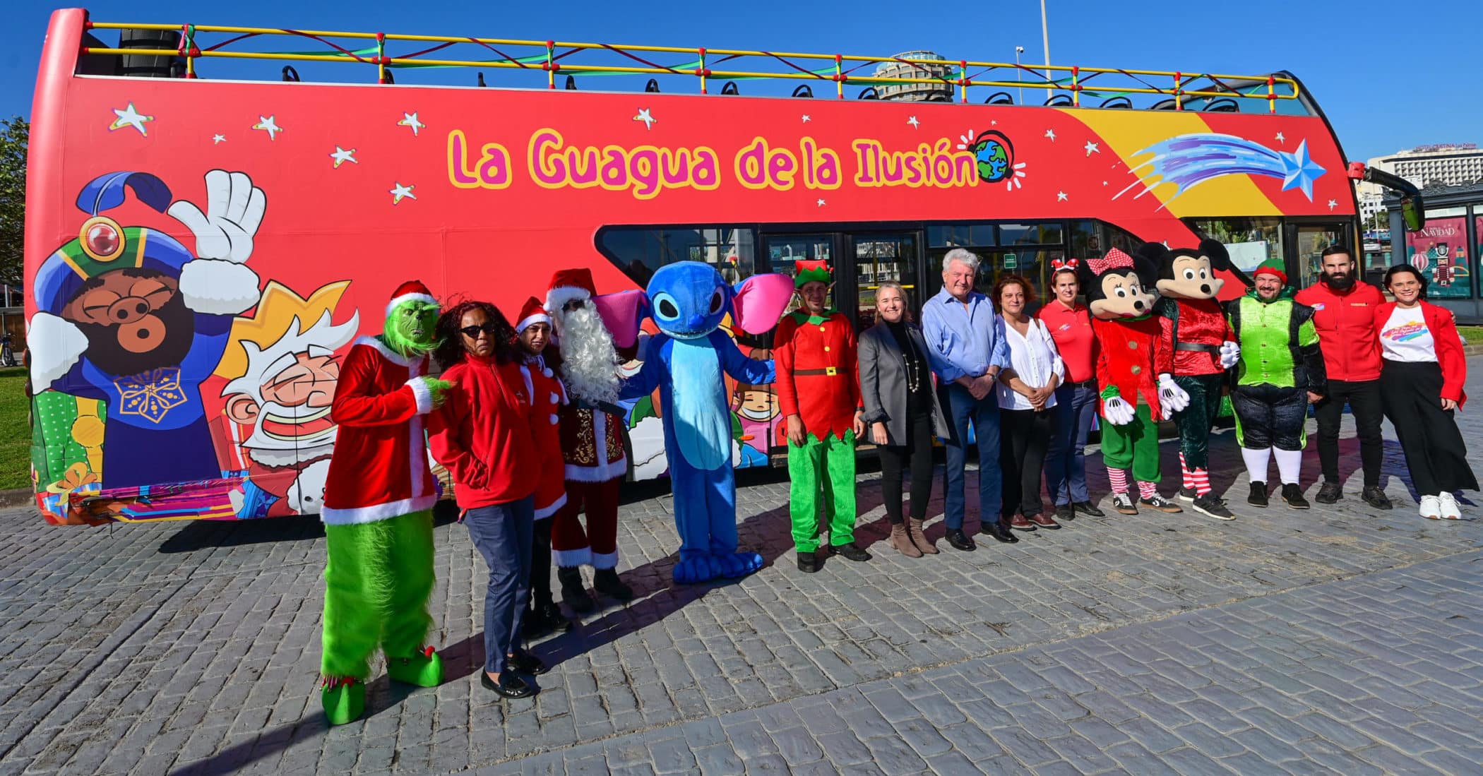 Guagua turística de la ilusión
