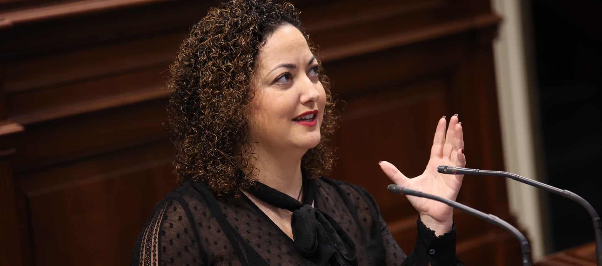 JANA GONZÁLEZ 101224 OK