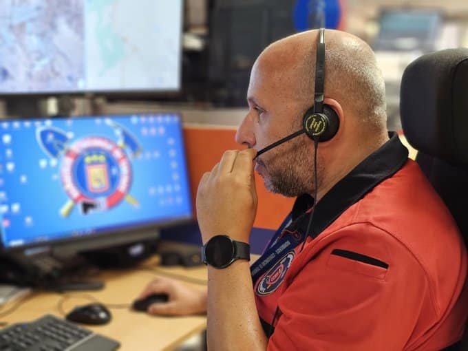 PARAPENTISTA ACCIDENTADO Y RESCATADO POR BOMBEROS EN ADEJE 3-12-24