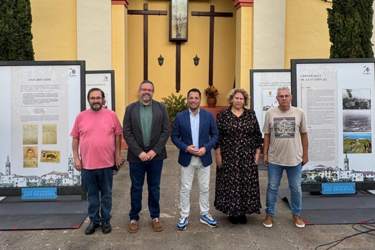 210125 Presentaci�n de la exposici�n itinerante del 70 aniversario de la Fusi�n (4)