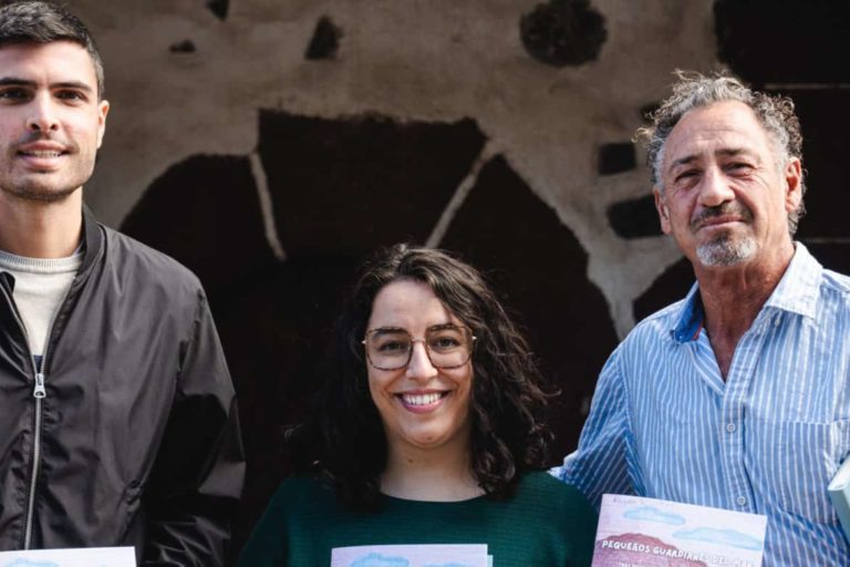 230125 De izq. a dcha. Diego Chinea, coordinador Reserva de la Biosfera de La Gomera – Cristina Ventura, vicepresidenta 2a del Cabildo – Ugo Perruna, presidente de Aglayma Ecológica