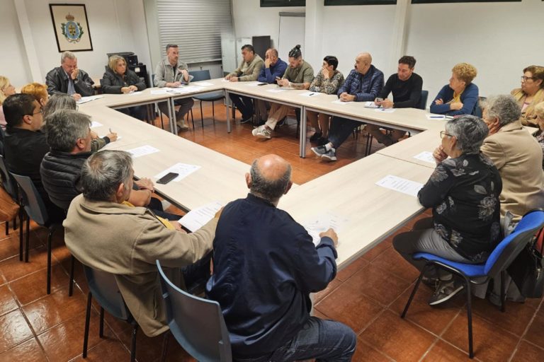 250126 Foto de la reunión de la Mesa Vecinal del Suroeste (1)