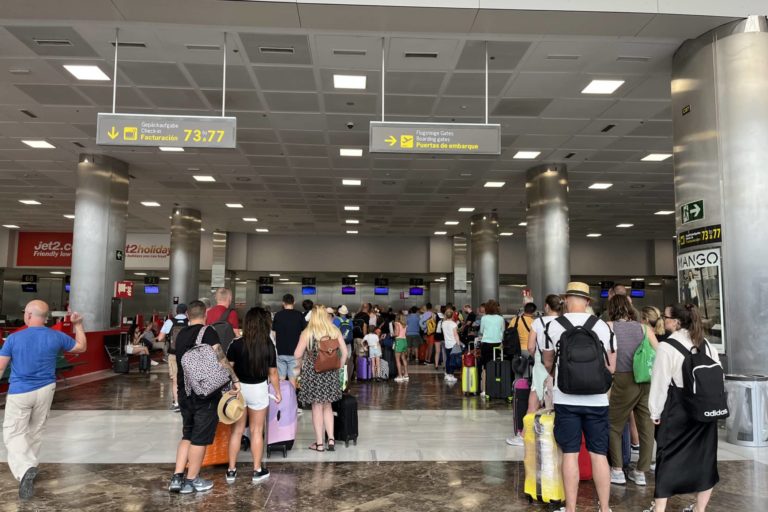 Aeropuerto Tenerife Sur