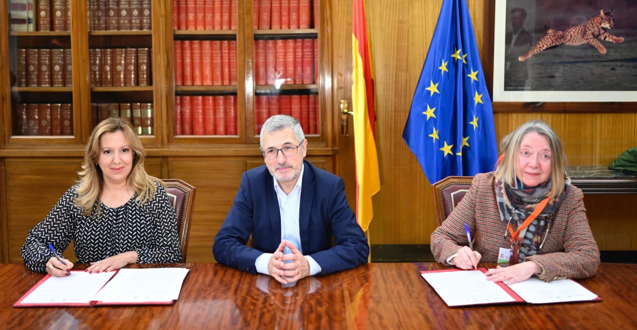 Aguas-Firma adenda Acuaes y nuevo convenio (2)