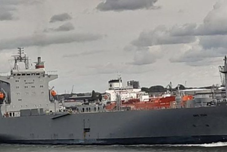BUQUE MILITAR AMERICANO EN AGUAS CANARIAS 9-1-25