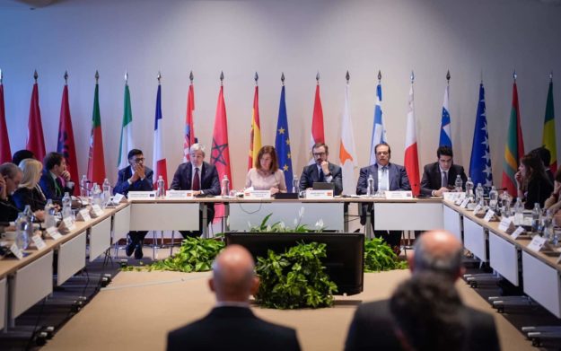 CLAVIJO LLAMA A LA UE A VOLCARSE CON ÁFRICA 27-1-25