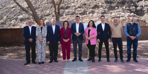 COLOCACIÓN DE LA PRIMERA PIEDRA DEL HOSPITAL INSULAR EN LA GOMERA 16-1-25