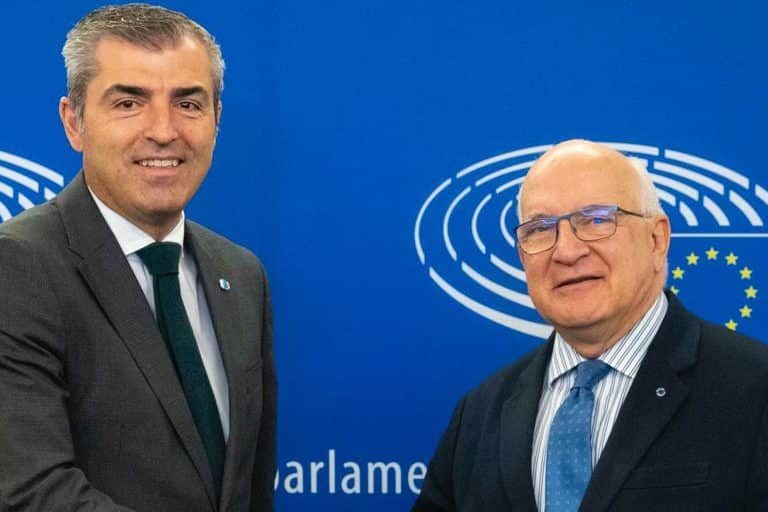 DOMÍNGUEZ LOGRA QUE LA COMISIÓN DE INMIGRACIÓN EN EUROPA VISITE CANARIAS ESTE AÑO 29-1-25