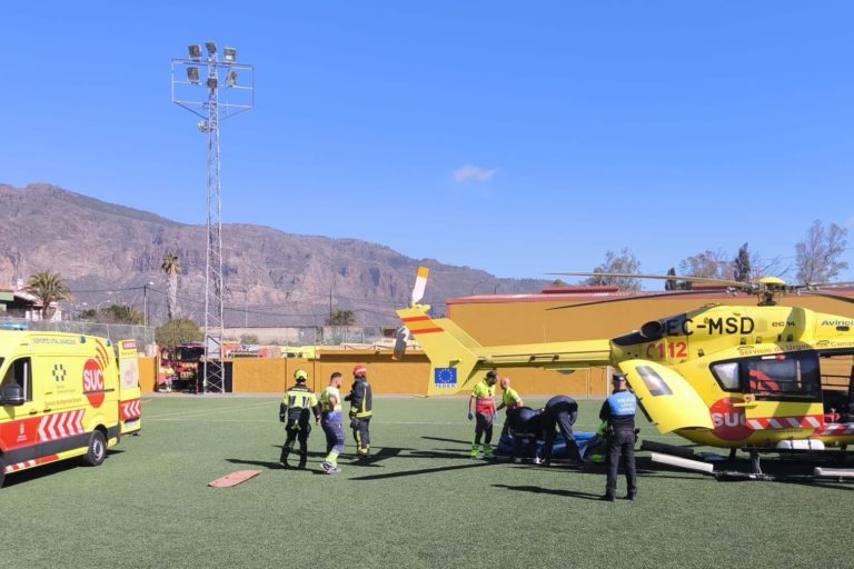 DOS MUJERES HERIDAS EN UN ACCIDENTE EN SAN BARTOLOMÉ DE TIRAJANA1 17-1-25