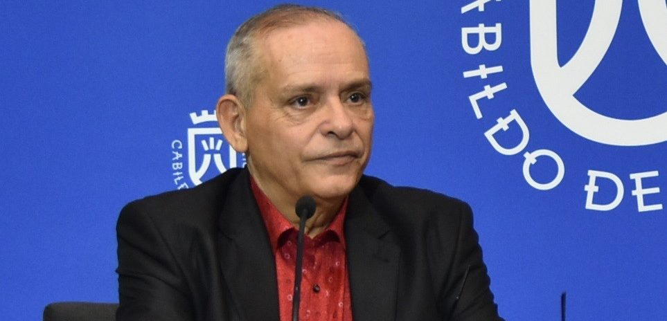 EFRAÍN MEDINA 001