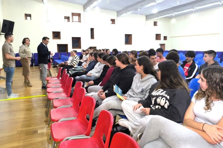 060225 Reparto gu�a Juventud 2025 La mar de colores Secundaria (3)