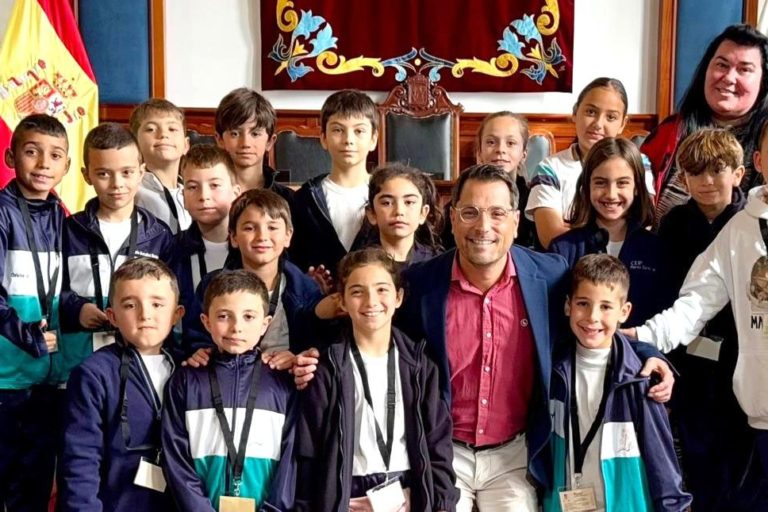 180225 Visitas escolares de la Fusi�n (1)