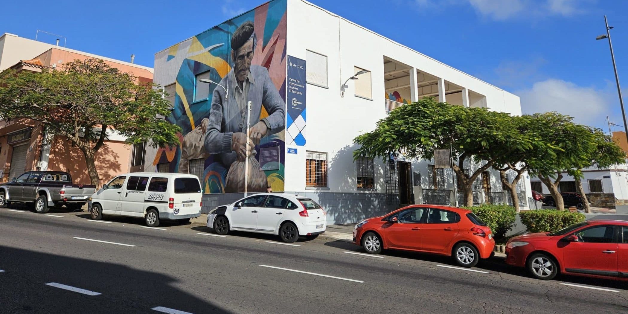 250202 Centros Comunitarios en Santa Cruz