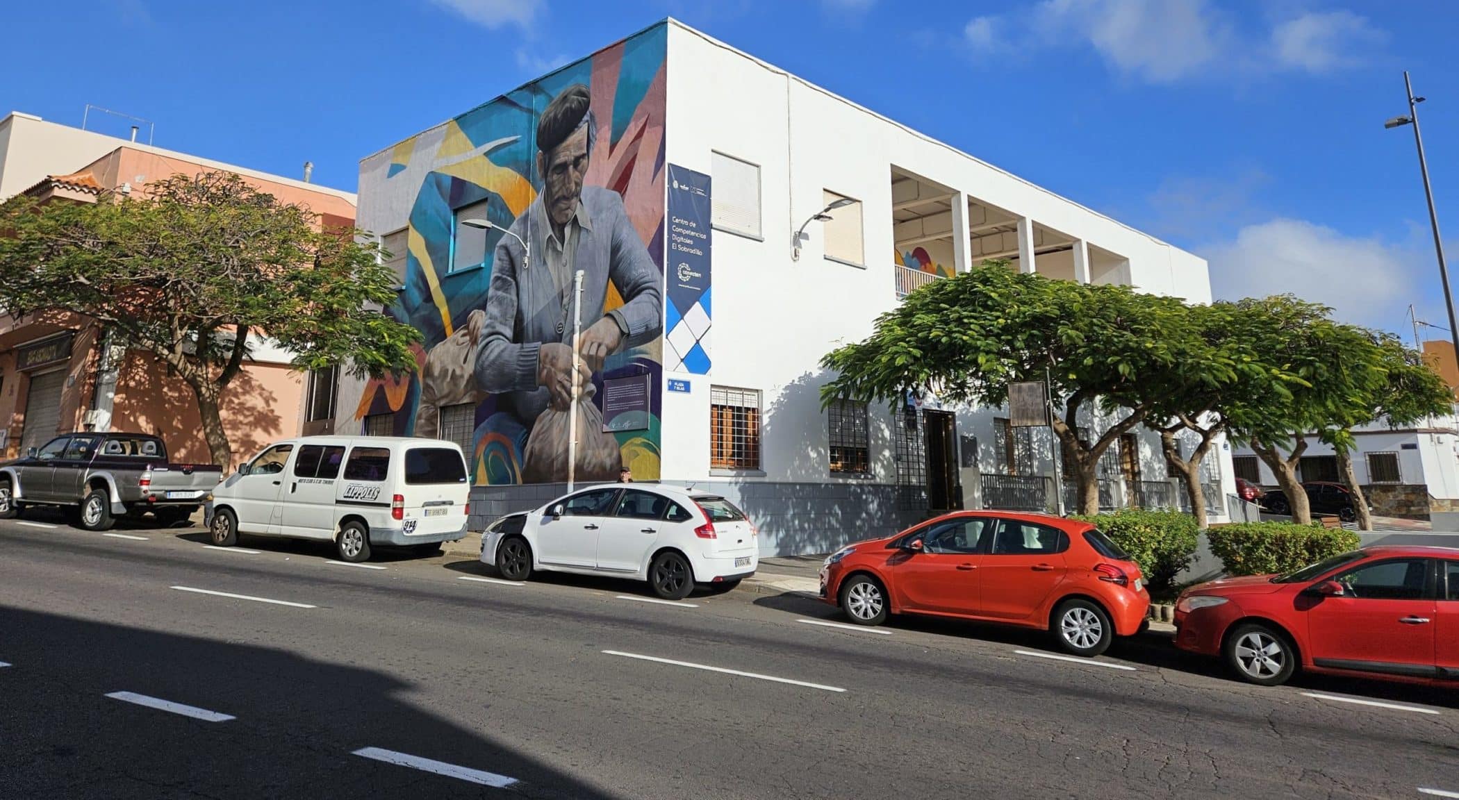 250202 Centros Comunitarios en Santa Cruz