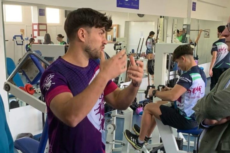 FOTO. Poli Suárez visita el IES Benito Pérez Armas (2)