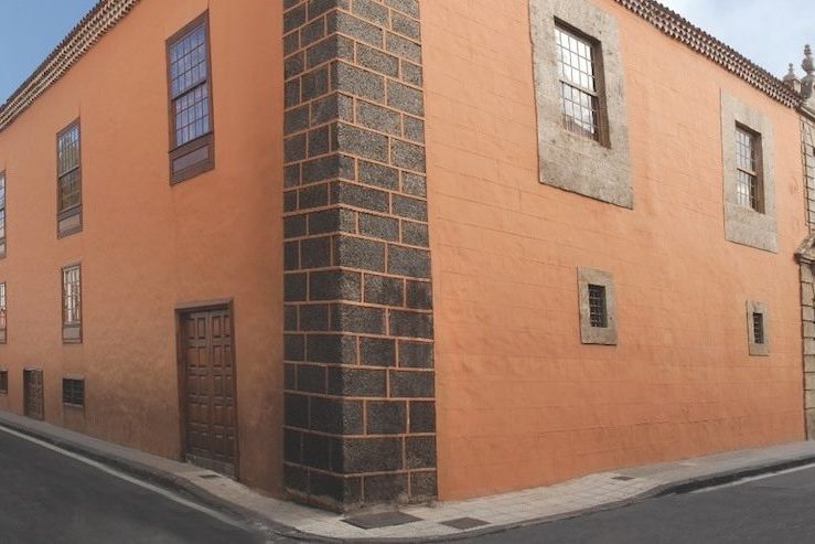 Fachada Lercaro