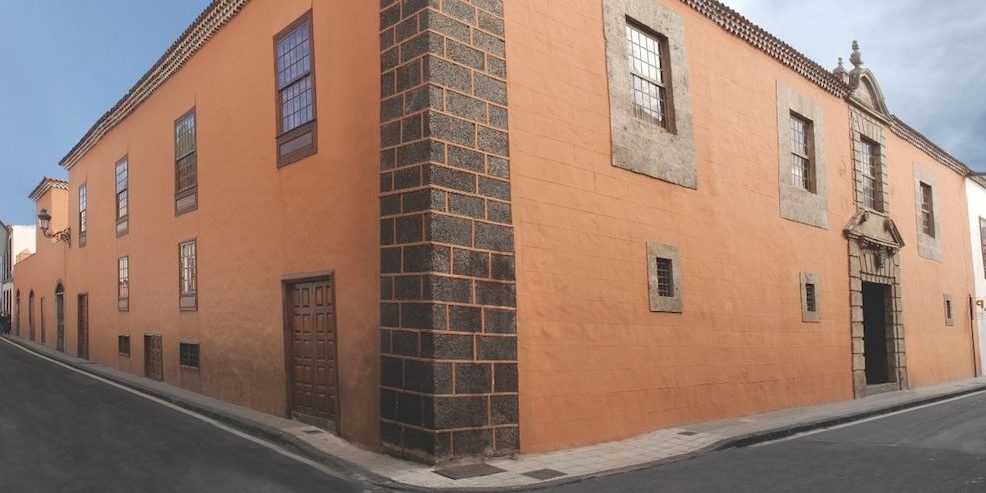 Fachada Lercaro