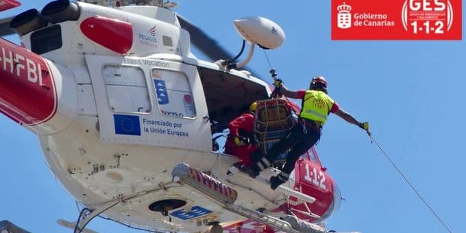 HELICÓPTERO DEL SUC RESCATA A UNA SENDERISTA HERIDA EN LOS SILOS 16-2-25