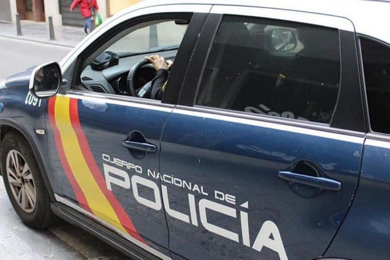 HOMBRE APARECE AHORCADO EN SANTA CRUZ 25-2-25