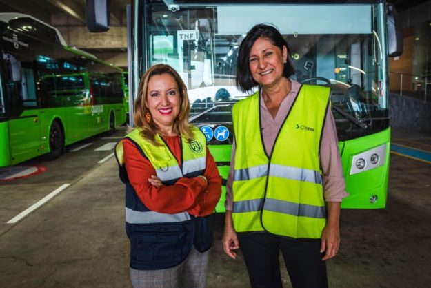 LA-PRESIDENTA-ROSA-DAVILA-Y-LA-CONSEJERA-DE-MOVILIDAD-EULALIA-GARCIA-1200×801