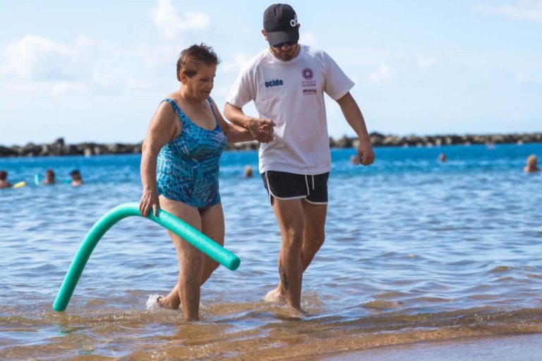 Mujeres a la playa 1