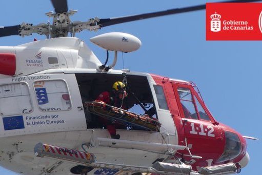 SENDERISTA LESIONADA RESCATADA POR UN DISPOSITIVO DE EMERGENCIAS EN LAS CAÑADAS DEL TEIDE 10-2-25