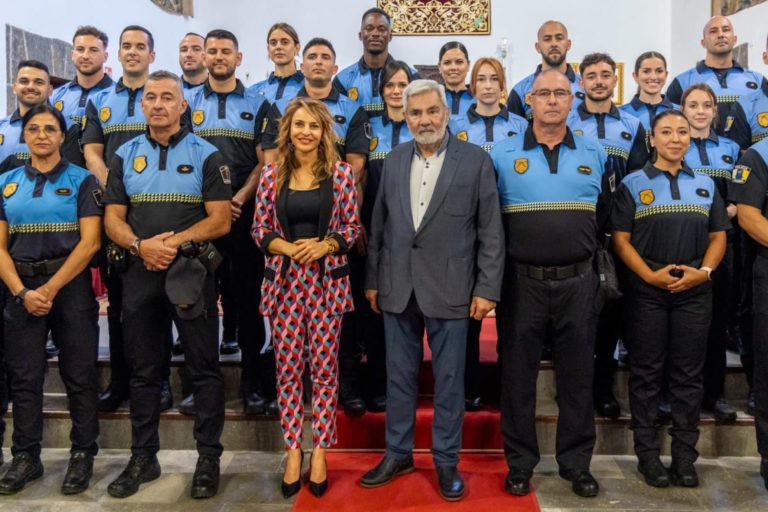 Toma Posesión 20 Policías L-12