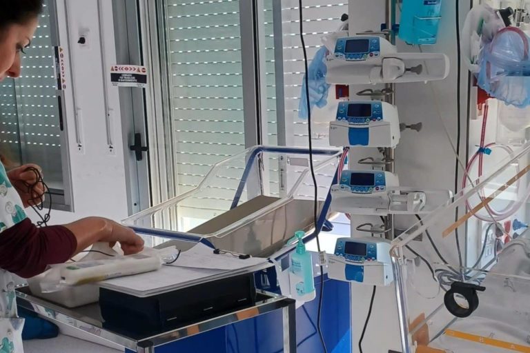 Unidad Cuidados Intermedios Neonatología3