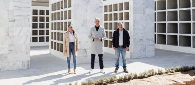 visita a zona ampliación. alcalde y concejales de servicios y cementerios