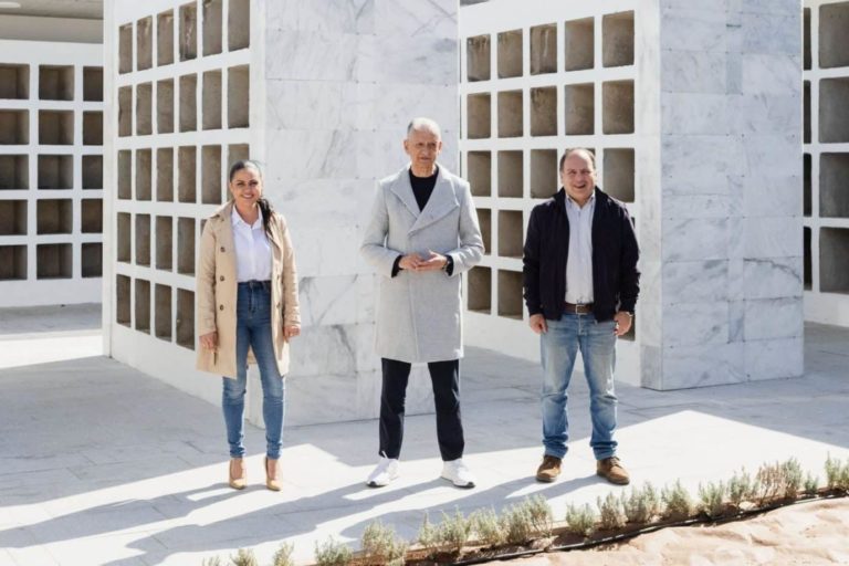 visita a zona ampliación. alcalde y concejales de servicios y cementerios