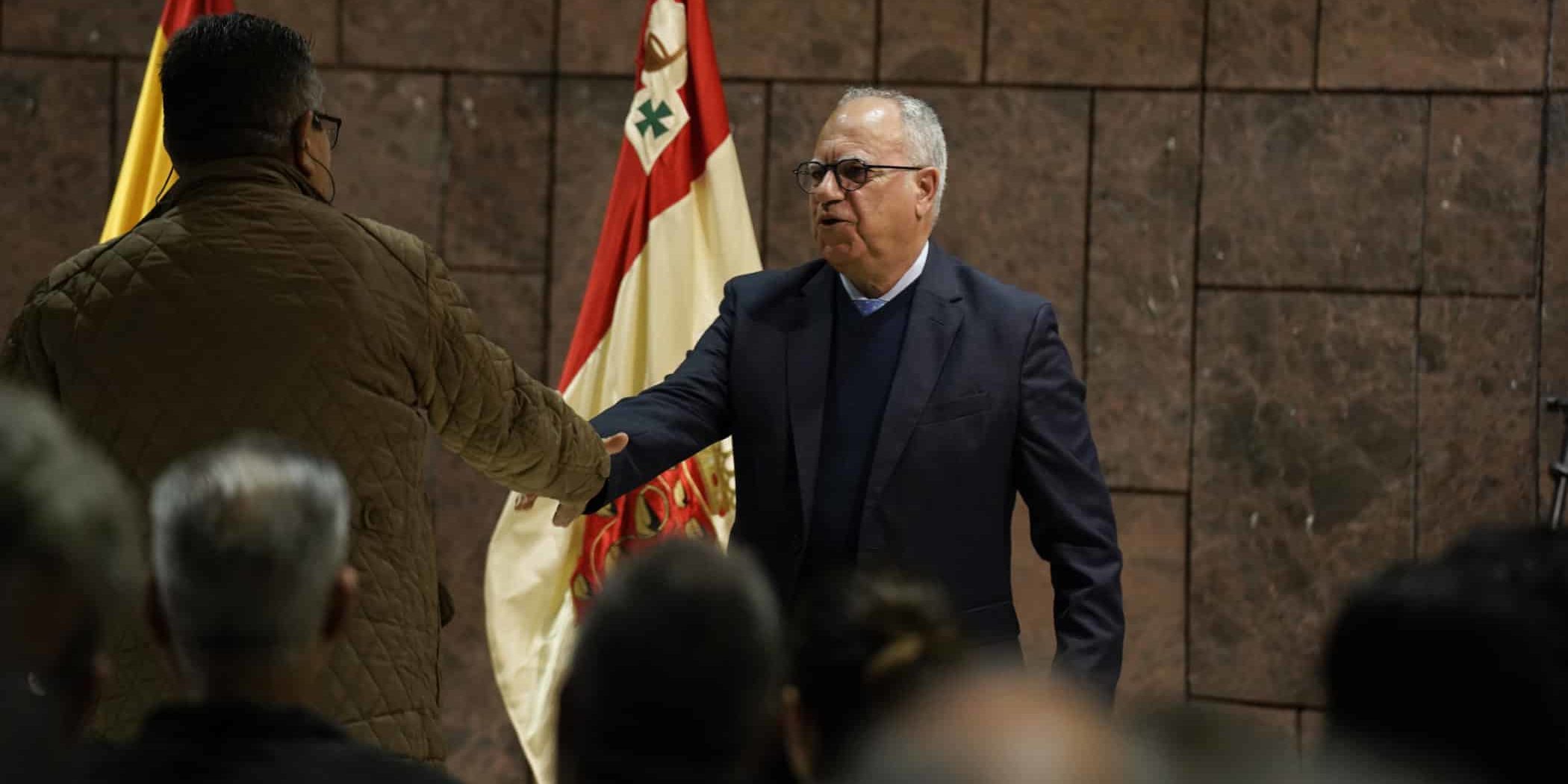 210325 Casimiro Curbelo, durante un encuentro con entidades y asociaciones de la isla de La Gomera