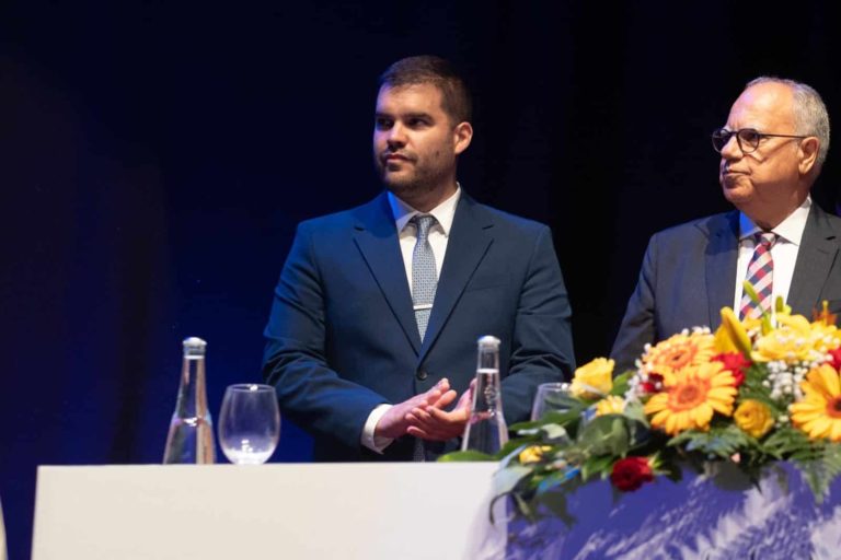240325-el-presidente-del-cabildo-de-la-gomera-casimiro-curbelo-y-el-consejero-de-juventud