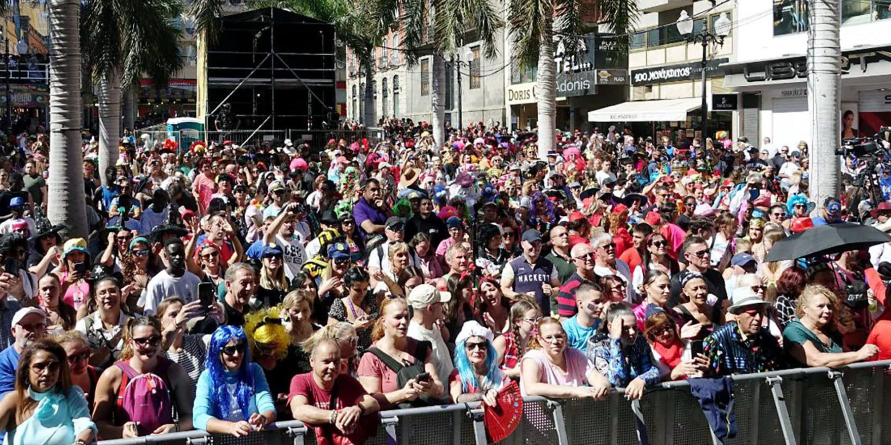 2502301 Carnaval de Día