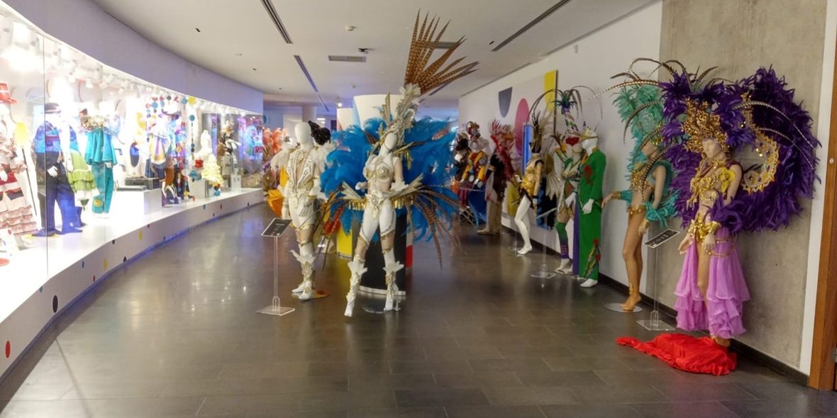 250303 Casa Carnaval