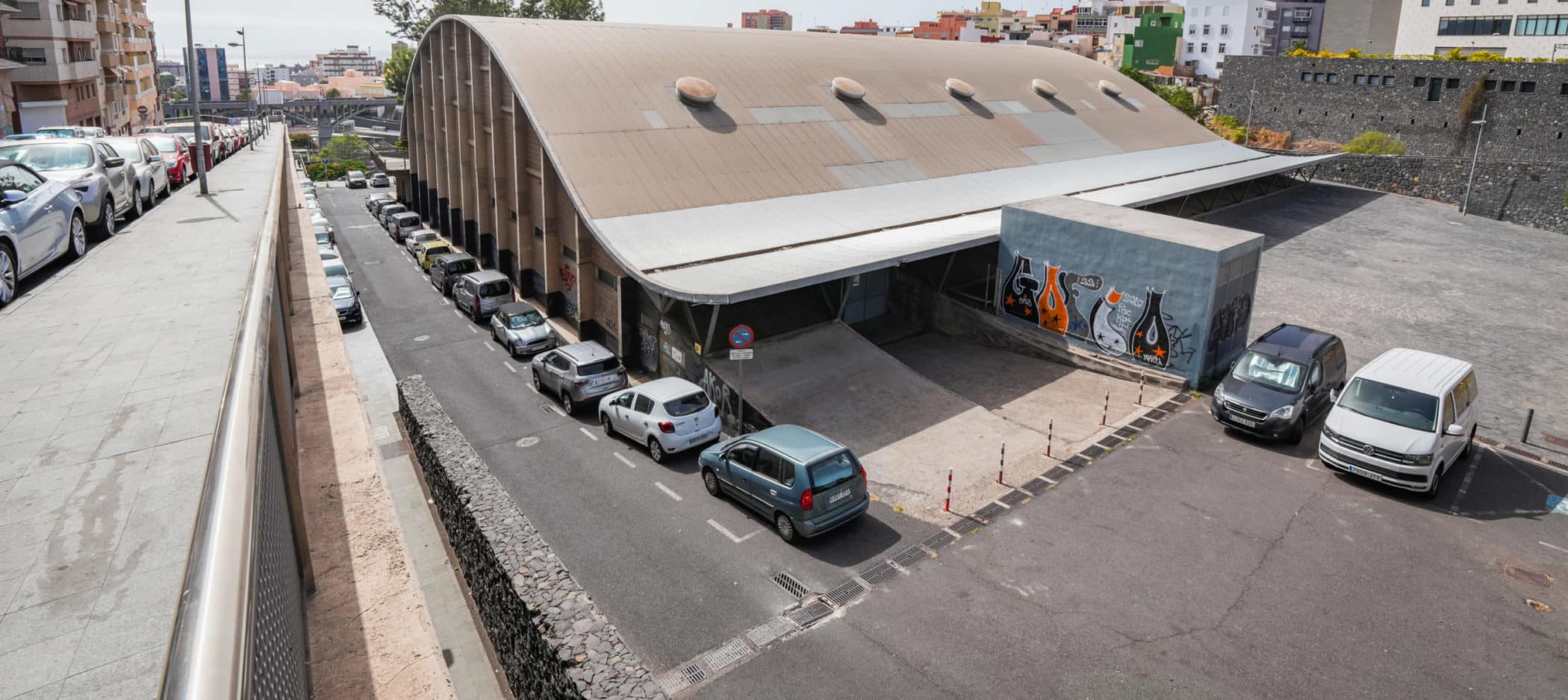 250311 Pabellón Ana Bautista exterior