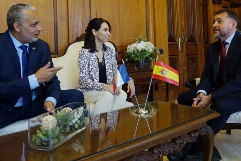250319 Visita oficial de la cónsul de Francia en Madrid, Nathalie Berthy (1)