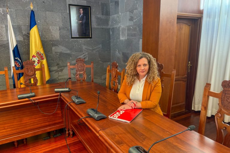 CAROL CORREA-1