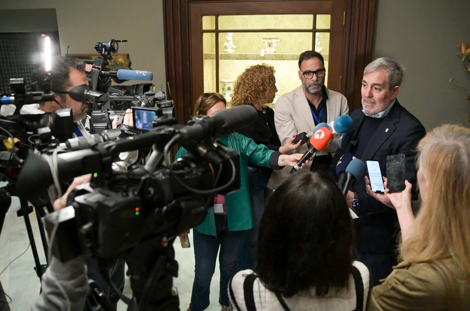 CLAVIJO VE UNA GRAN NOTICIA EN LA DECISIÓN DEL SUPREMO DE ACOGER A MENORES EN CANARIAS 26-3-25