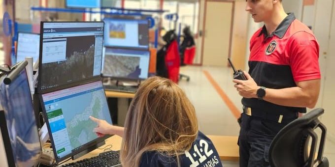 EL SUC ASISTE A UNA MUJER HERIDA EN LA PLAYA LA JAQUITA 15-3-25