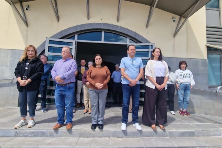 Minuto silencio violencia de género 21 marzo