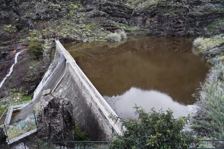 140425 Presa en San Sebastián de La Gomera después de las últimas lluvias por la borrasca Olivier